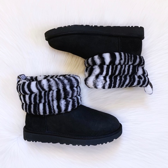 UGG Fluff Mini Quilted Zebra Black & White Boots - Picture 4 of 8